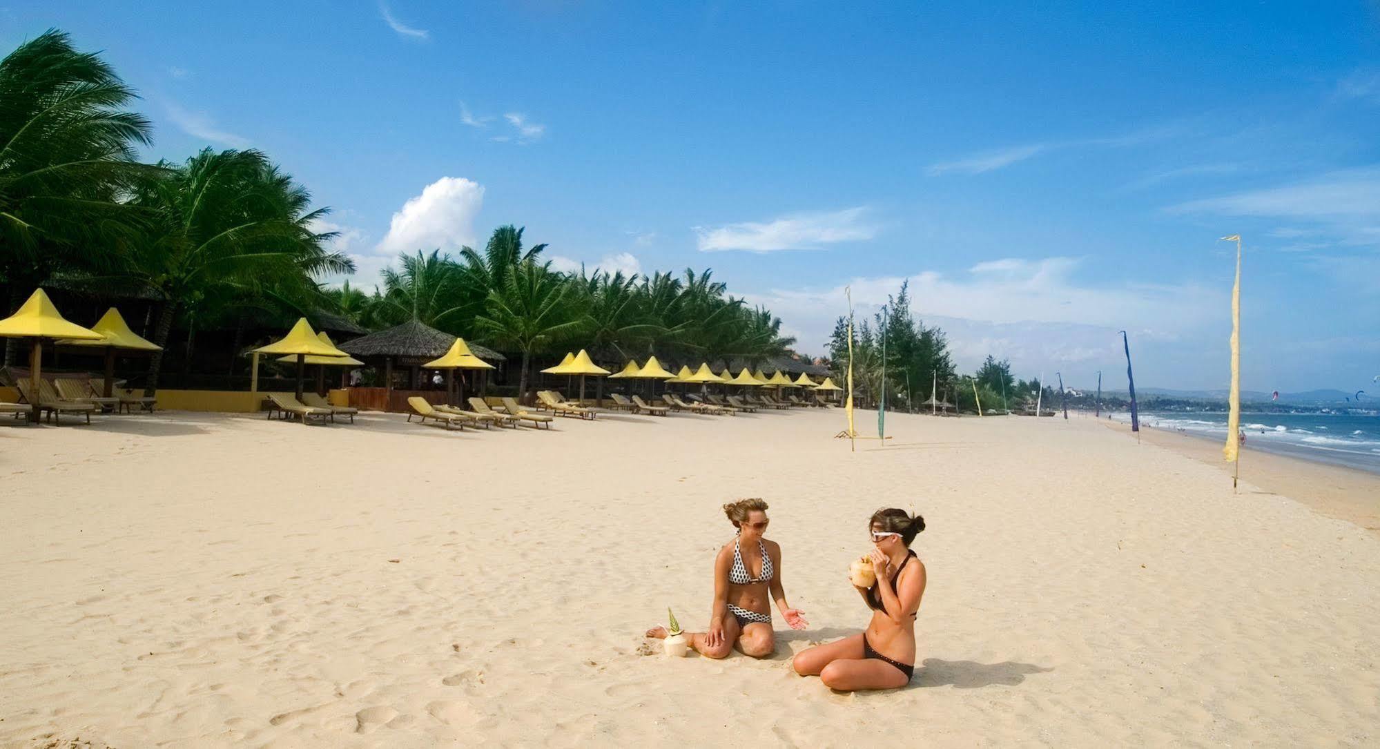 Coco Beach Resort Phan Thiet Exterior photo